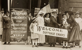 Women attend suffrage rally in 1900s