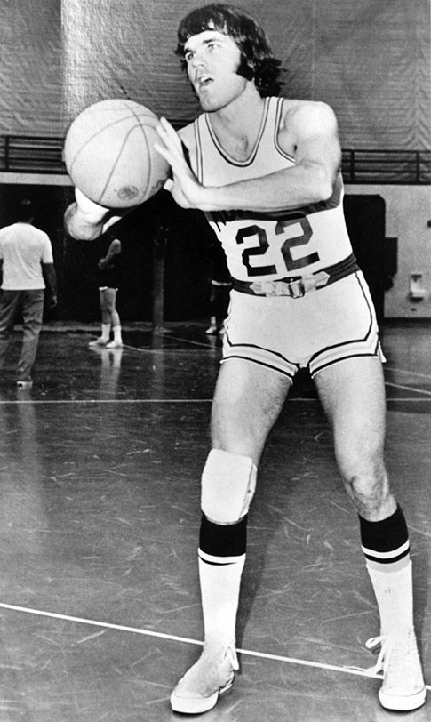 Selvig played for the Griz in the 1970s.